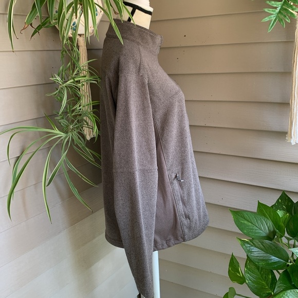 Merrell Select Regulate zip up. - Picture 4 of 10